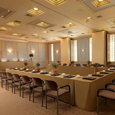 Knossos Royal Üdülőközpont 5*