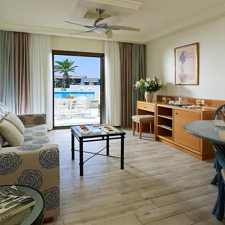 Knossos Royal 5*