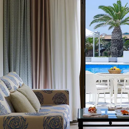 Resort Knossos Royal